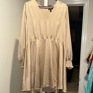 Express Cream Long Sleeve Dress